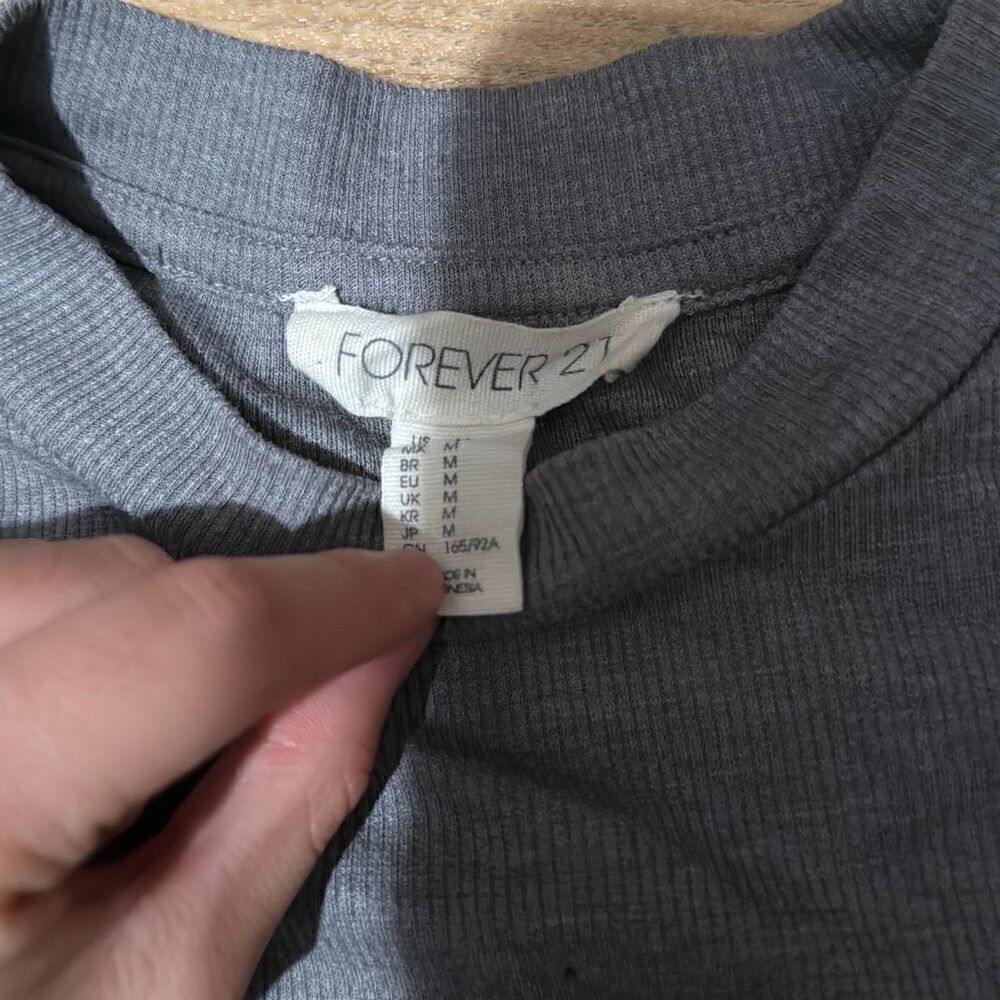 Forever 21 gray shirt size medium - Picture 2 of 5